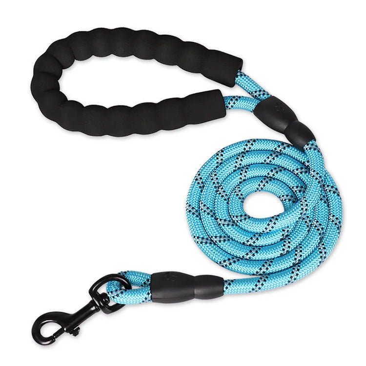 TITAN LEASH™